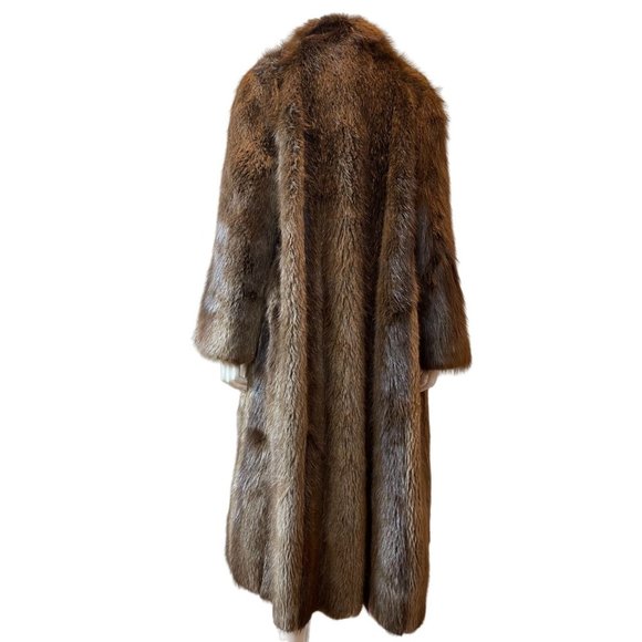 Fur Salon Womens Long Fur Coat Glossy Thick Canadian Beaver Rich Brown Size XL - Picture 2 of 6